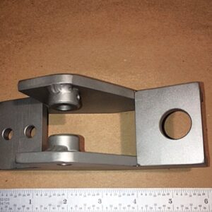 23,000-352 LATCH WELDMENT 121-04-105
