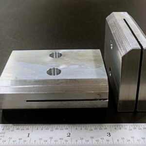 23,000-373 Guide Roller Mount A122-07-073