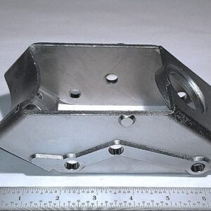 9000-562  Cast housing  240-33-01-024/0D