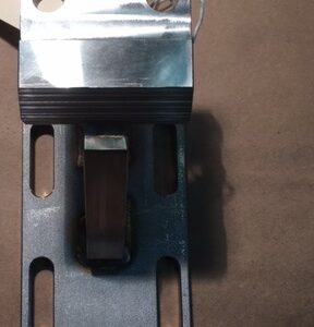 23,000-300A THRUSTER MT C122-06-305