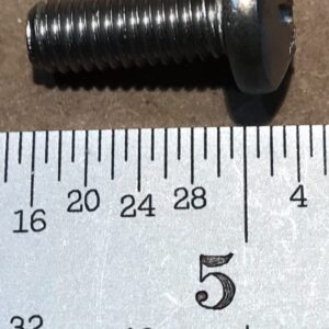 23,000-300M 10-32 X 1/2 PHMS 05657
